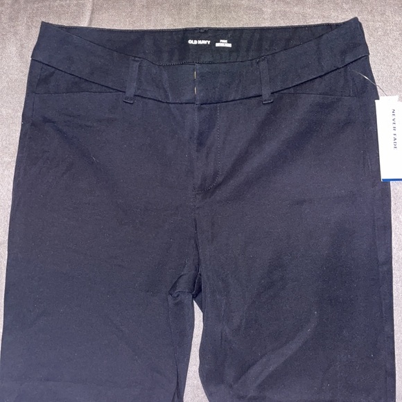 NWT. Old Navy women’s black dress slacks. - Picture 3 of 6